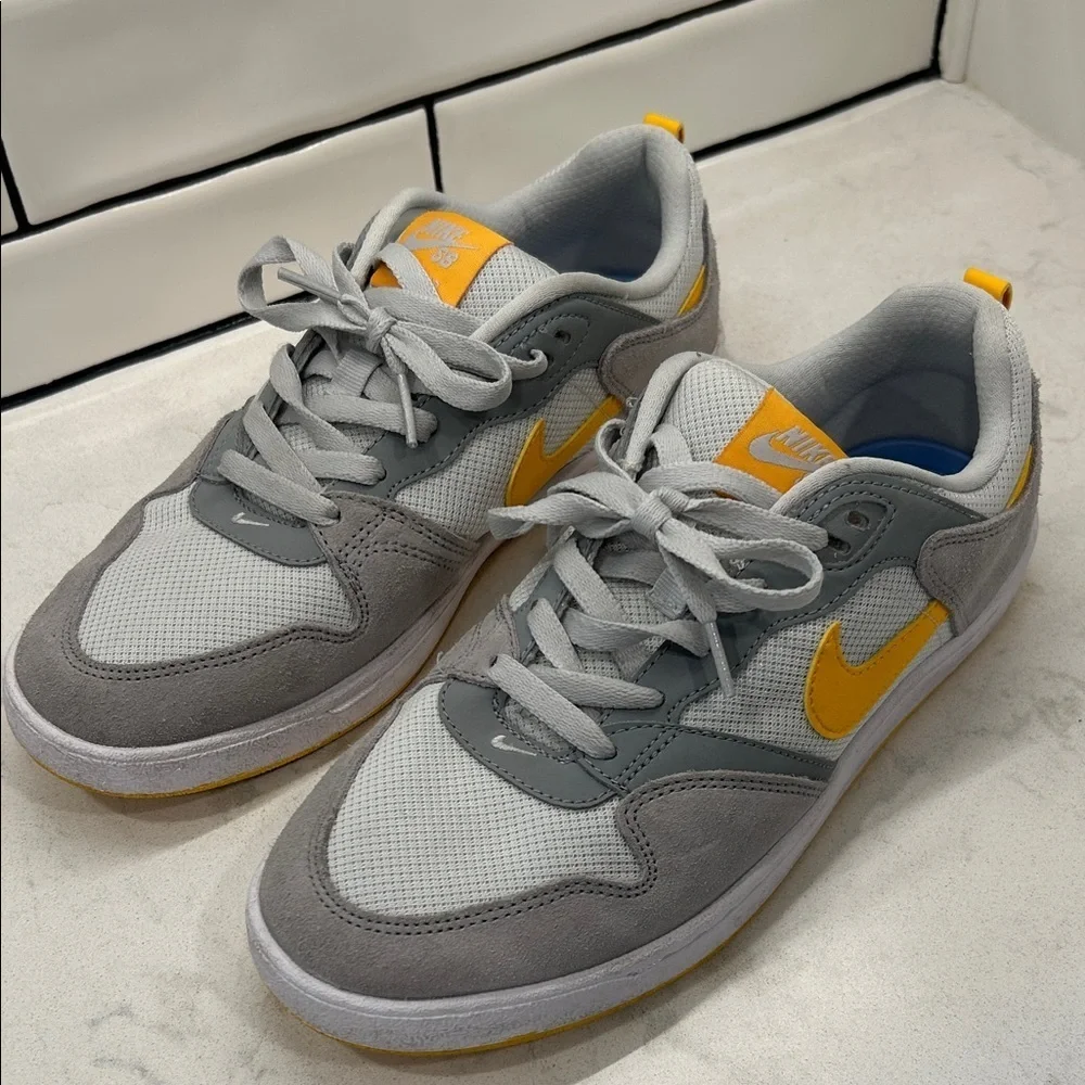 Nike Alleyoop SB 'Particle Grey‎ University Gold' Sneakers Skate Shoes 7.5